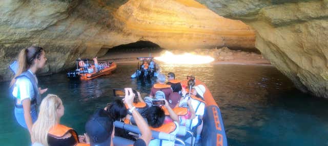 Paseo en barco por el Algarve y las cuevas de Benagil