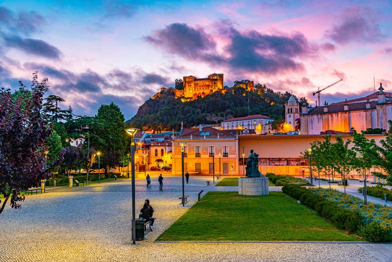 Entardecer em Leiria com o castelo ao fundo