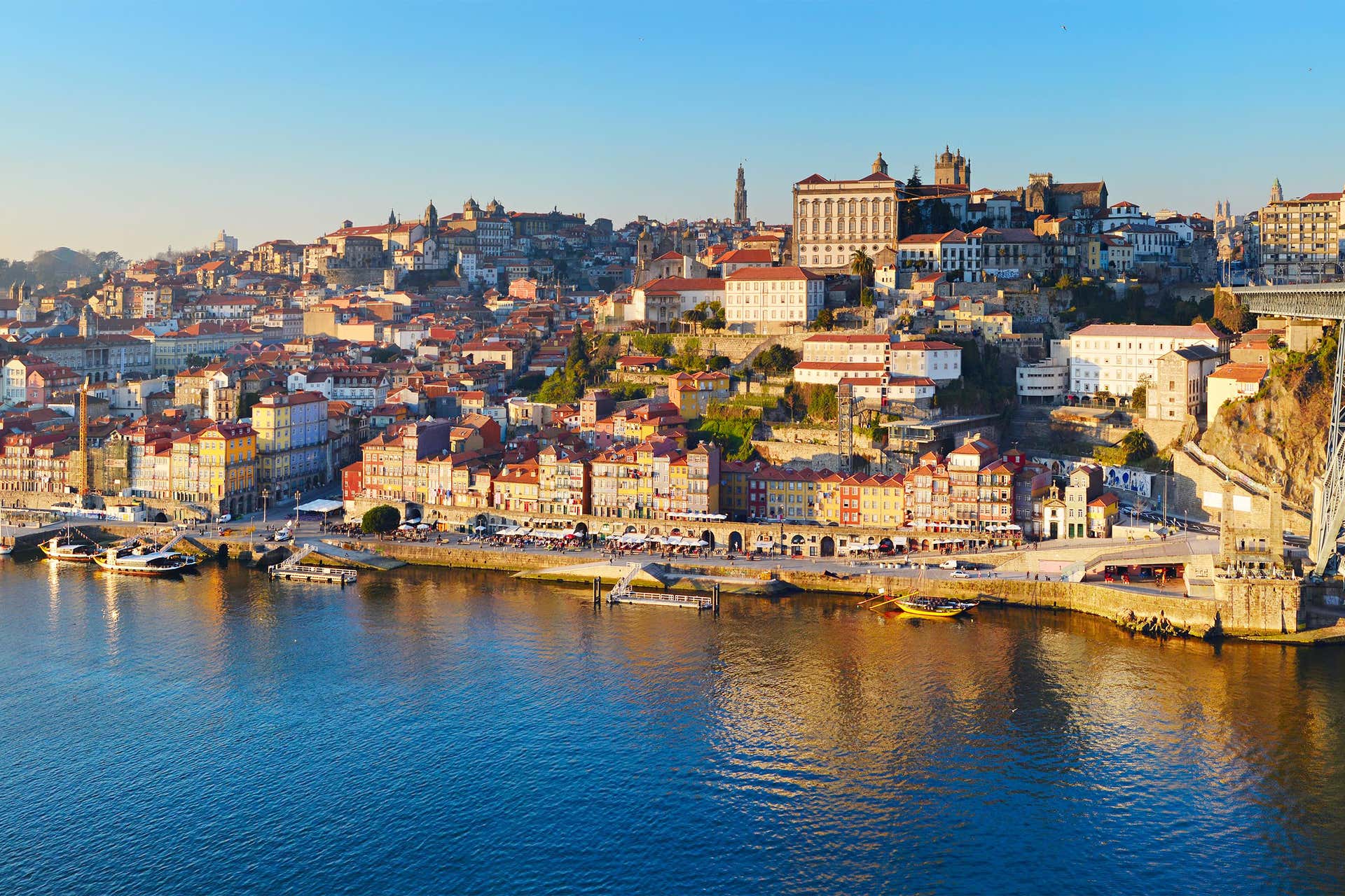 Escursione a Porto e al Santuario di Fátima