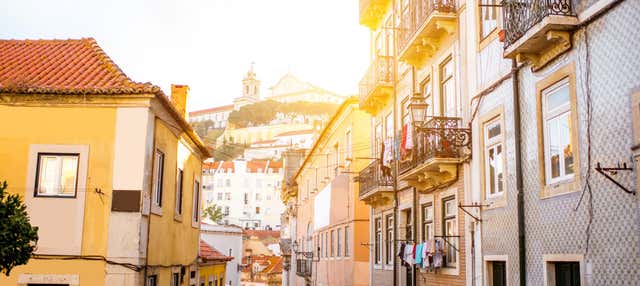 Free Walking Tour of Mouraria & Graça 