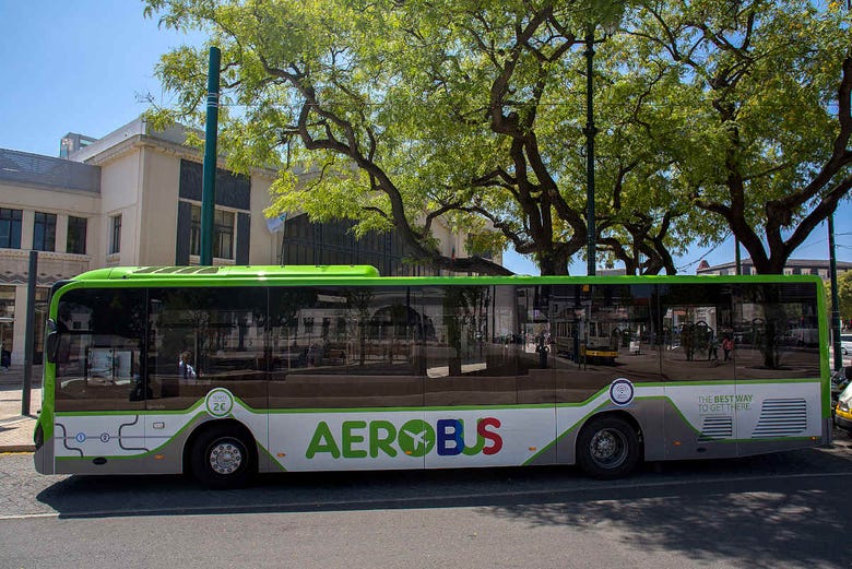 Autobus nel centro di Lisbona