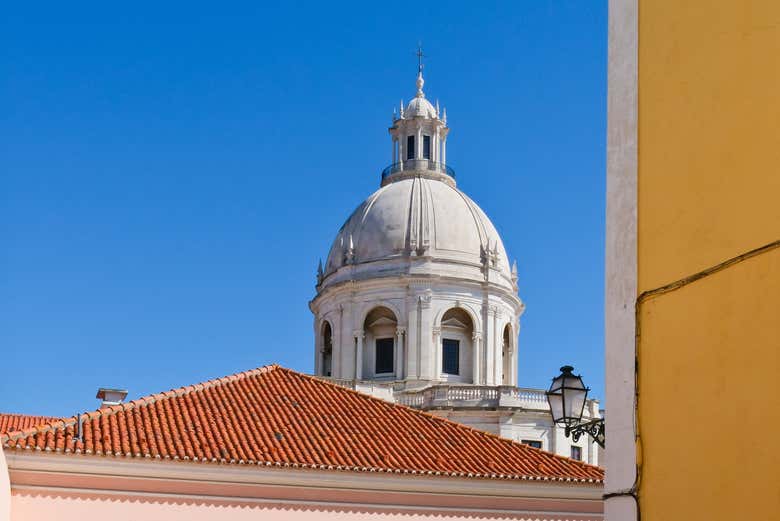 Marvel at the National Pantheon's dome