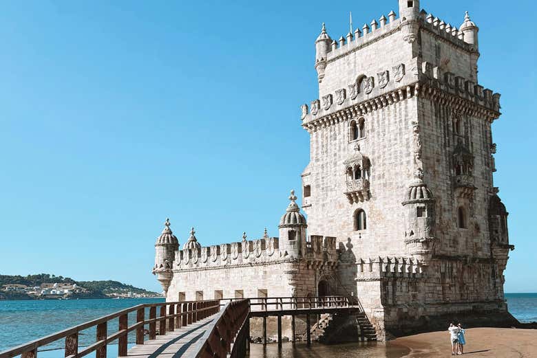 Admirez la tour de Belém