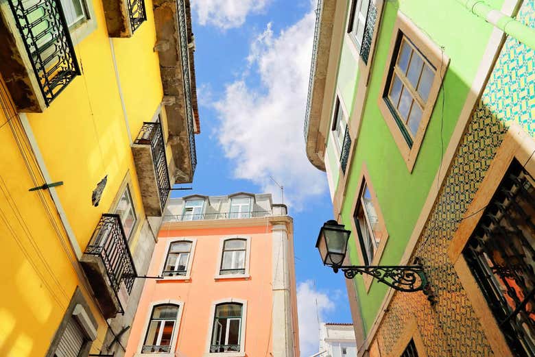 Fachadas de colores del Barrio Alto