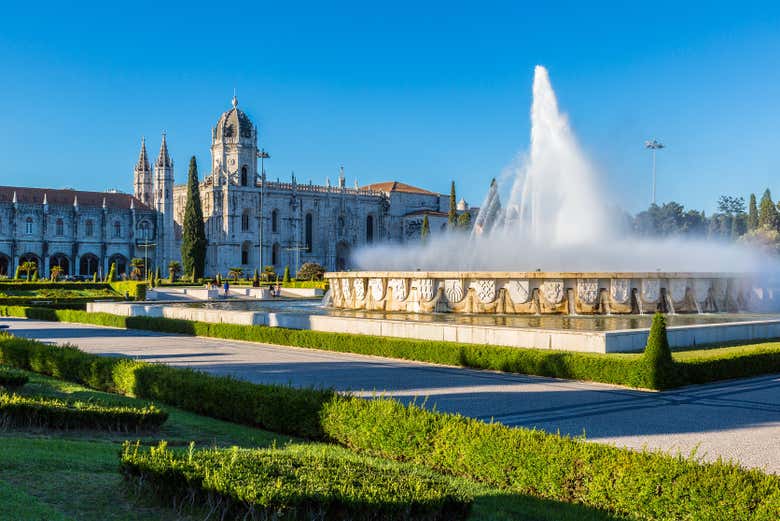 Enjoy seeing this famous monastery in the neighborhood of Belém