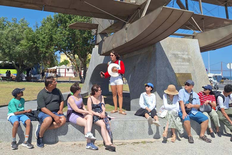 Suivez votre guide à travers le quartier de Belém