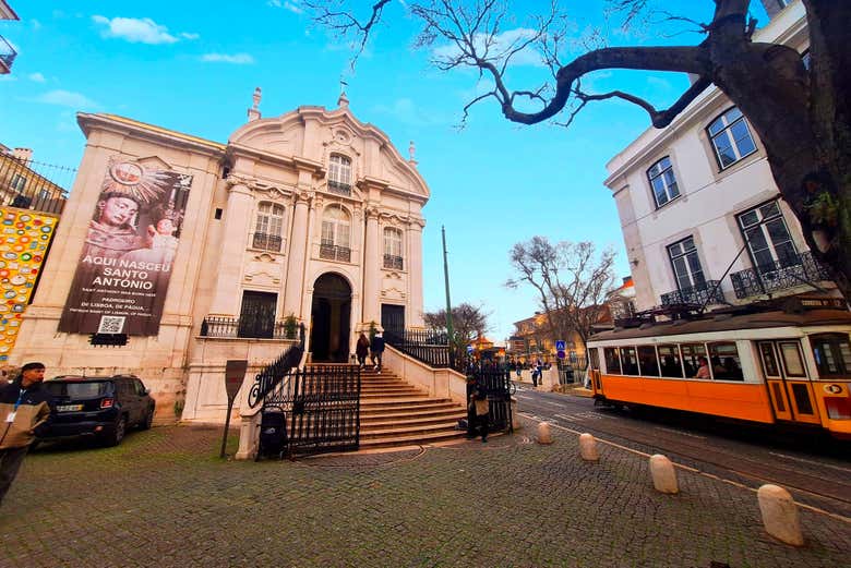 Exterior de la iglesia de San Antonio