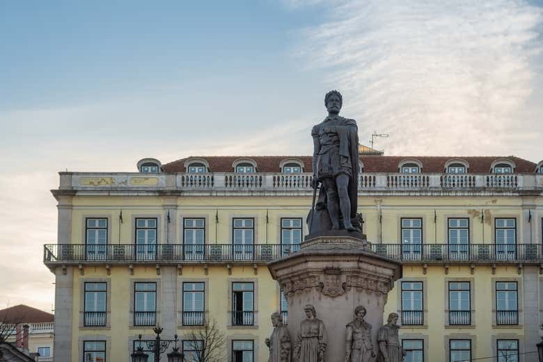 Monument à Luís de Camões, sur la place homonyme