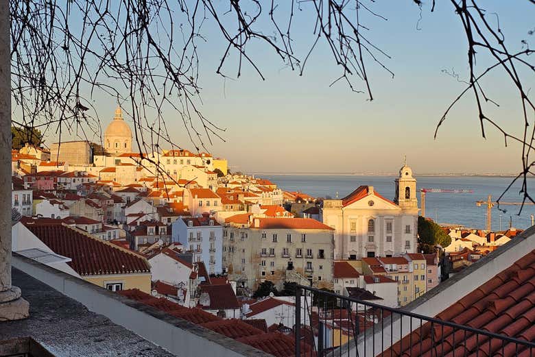 Visit the Santa Luzia viewpoint