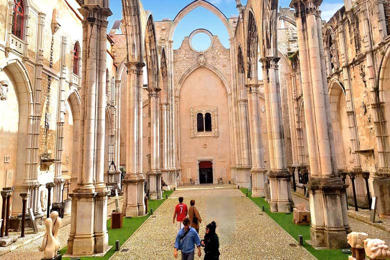 Explorando el Museo Arqueológico do Carmo
