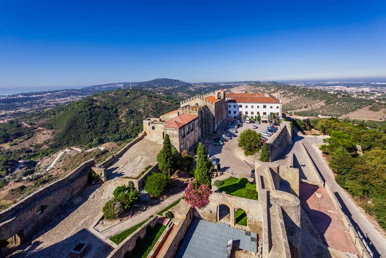 Vue aérienne sur le château de Palmela