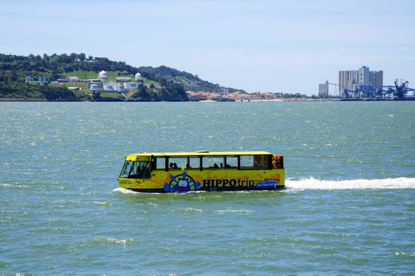 Tour en autobús anfibio por Lisboa
