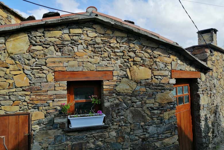 Aldea Xisto Gondramaz