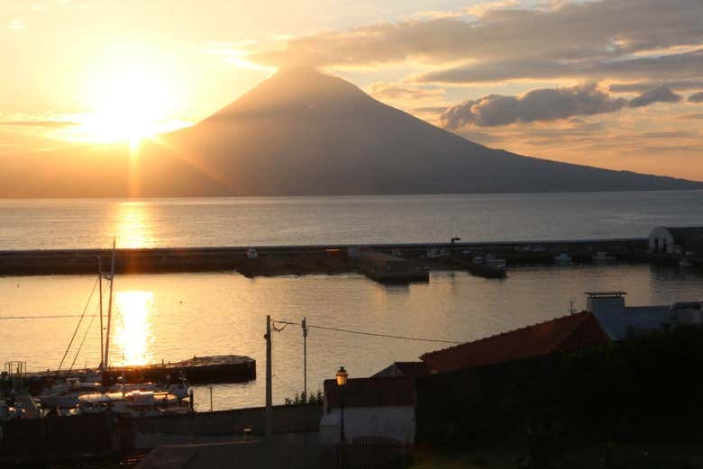 Montaña del Pico, el volcán que da nombre a la isla