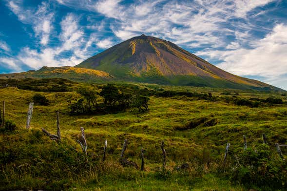 Trekking de ascenso a la Montaña del Pico