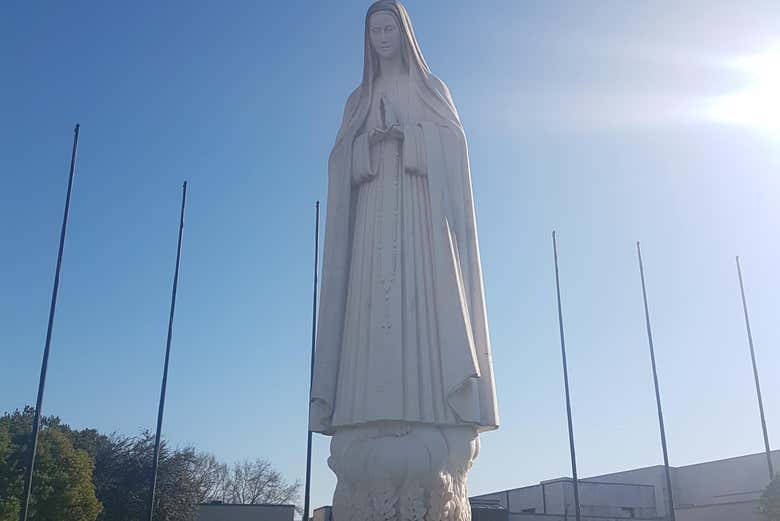 Estátua de Nossa Senhora de Fátima