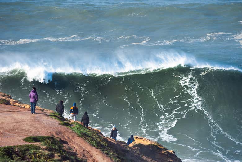 Giant waves of Nazare