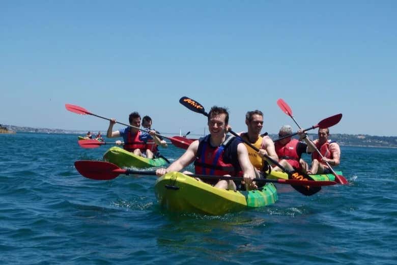 Photo de groupe en kayak