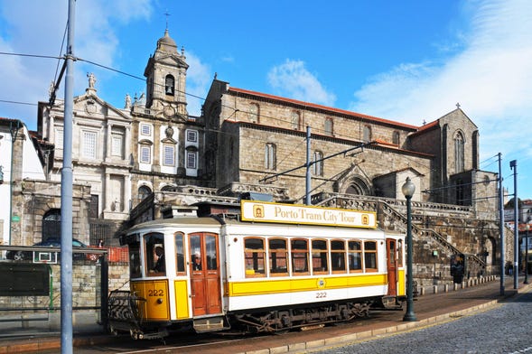 Autobús y tranvía turístico de Oporto + Funicular dos Guindais