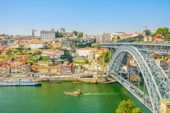 Porto Six Bridges Cruise with Lunch