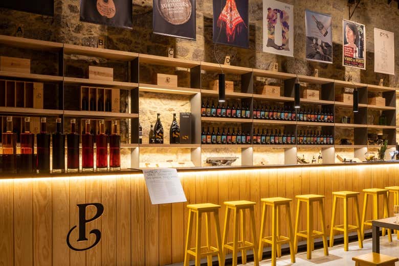 O bar preparado para degustação