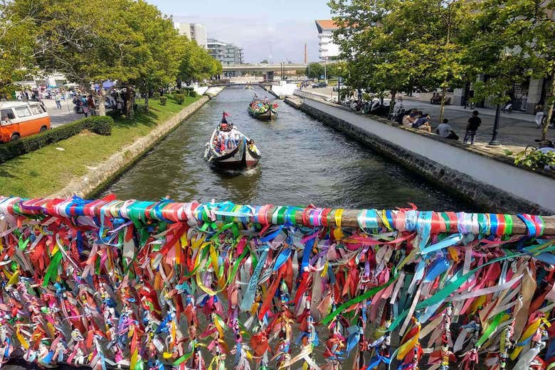 A canal bridge in Aveiro 