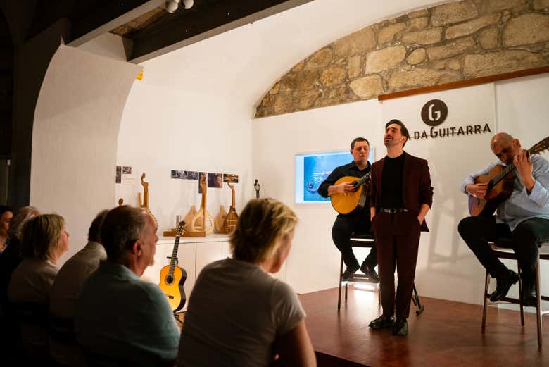 Espetáculo de fado na Casa da Guitarra do Porto - Civitatis