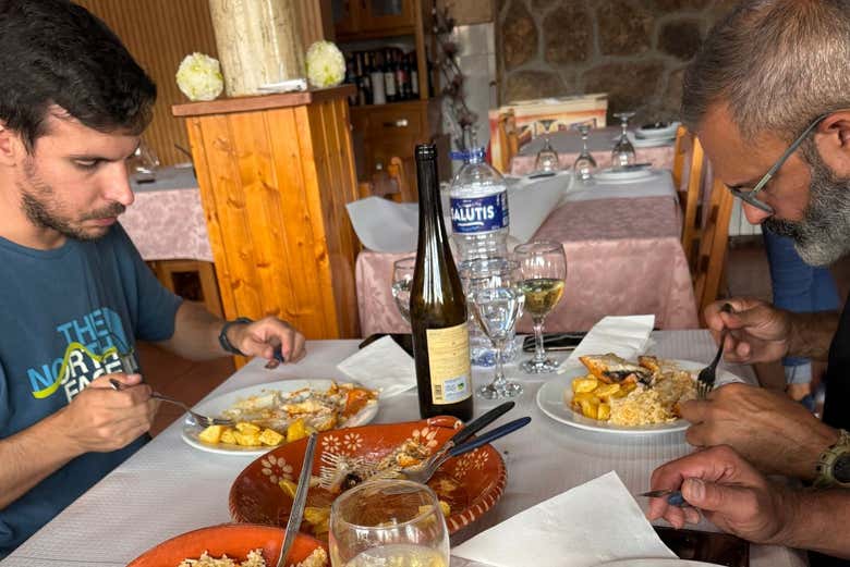 Disfrutando del almuerzo