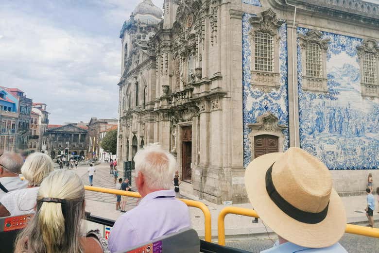 Observez Porto depuis le bus touristique