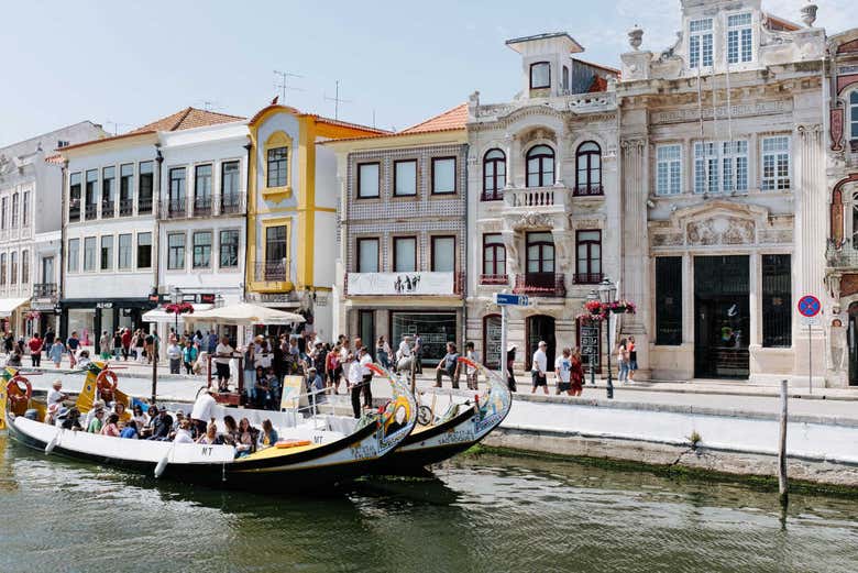 Góndolas en el canal