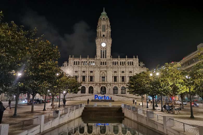 Pour en savoir plus sur Porto, rendez-vous à l'hôtel de ville