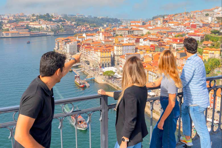 Contemplando las mejores vistas de Oporto desde sus puentes