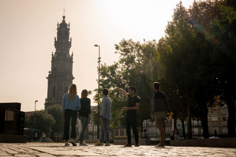 Vous parcourrez le centre historique de Porto à pied