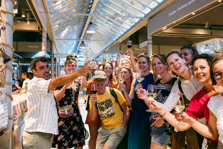 Disfrutando del tour gastronómico por Oporto