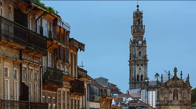 Porto clerigos church (クレリゴス教会) Clérigos Church, Porto