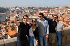 Tour pelo Porto com visita à livraria Lello + Passeio de barco e teleférico de Gaia
