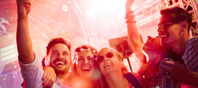 Pub Crawl ¡Tour de fiesta por Oporto!