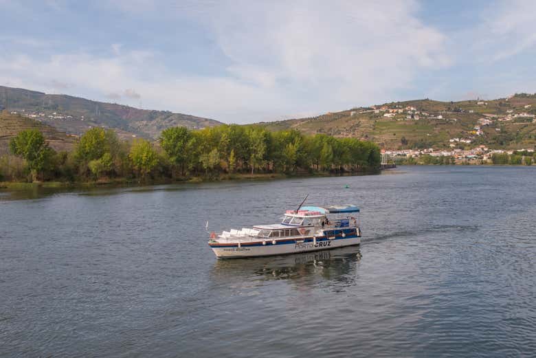 Passeio de barco pelo rio Douro