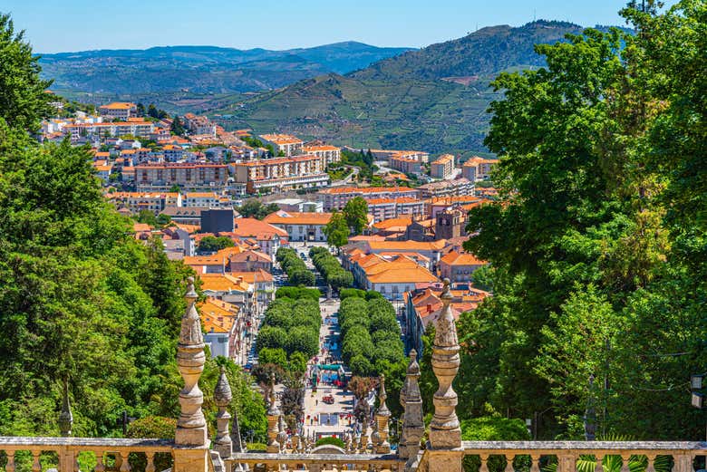 Vista di Lamego dalla scalinata del santuario