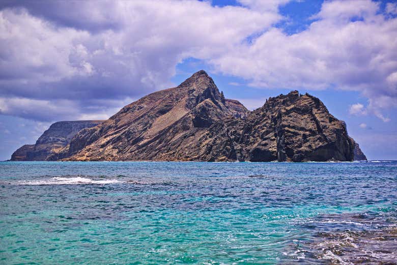 Exploring the islets