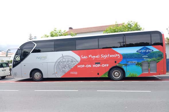 Autobús turístico de São Miguel