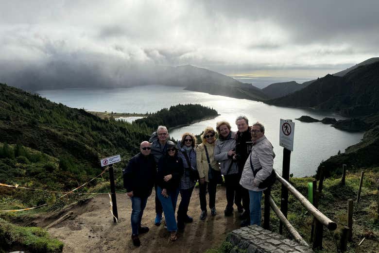 Foto ricordo alla Lagoa do Fogo