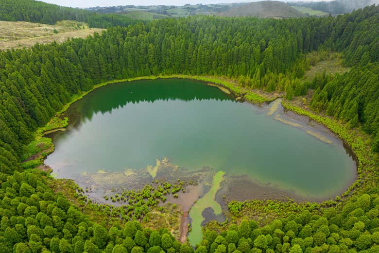 Admire São Miguel's beautiful lakes