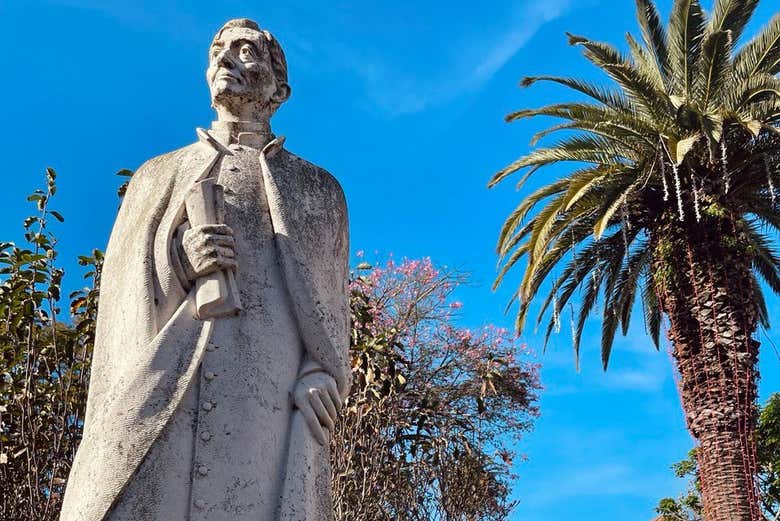Monumento en honor al padre Sena Freitas