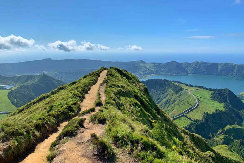 Sentier à Sete Cidade