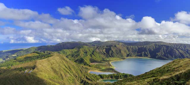 Trilha pela Lagoa do Fogo