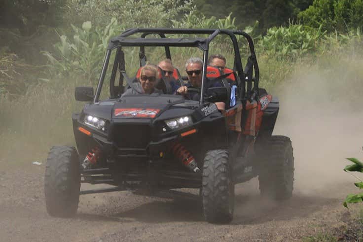 Tour de buggy por São Miguel