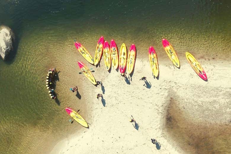 Profitez d'une pause sur la plage de Gandra.
