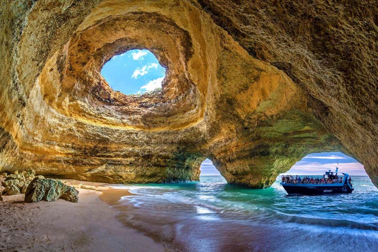 Óculo da gruta de Benagil