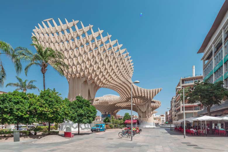 Podréis pasear bajo las Setas de Sevilla